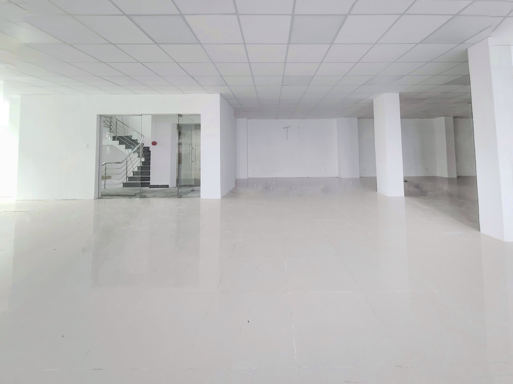 Siêu phẩm mới nhất trong tháng 9 này! VP view kính sàn 160m2 Điện Biên Phủ - Quận 3