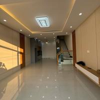 Bán nhà xây mới kiên cố 1 trệt 1 lầu, phong cách hiện đại, nhà mới 100% dọn vào ở ngay