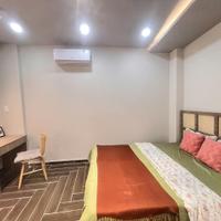 Bán nhà 106m2 đối diện ĐH Ngoại Thương - Nguyễn Gia Trí Bình Thạnh - 8x15 - HDT 40tr, xây cao