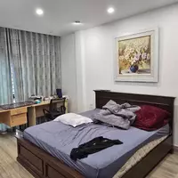 Bán nhag Hoàng Như Tiếp- Kinh doanh- sát phố - Dân xây 100m 3 tầng nhỉnh 17 tỷ(TL)