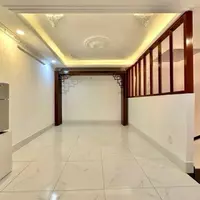 NHÀ ĐẸP LUNG LINH  – NGANG 5,2M – HẺM XE HƠI 6M CHỈ 7 TỶ
