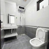 Bán nhà xây mới tinh - phố Vĩnh Cát - 50m 3 tầng - hướng Đông Nam