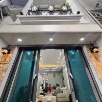 BÁN NHÀ 5 TẦNG-THANG MÁY Phố Nguyễn Sơn-Long Biên 60m2 X13.8 tỷ.