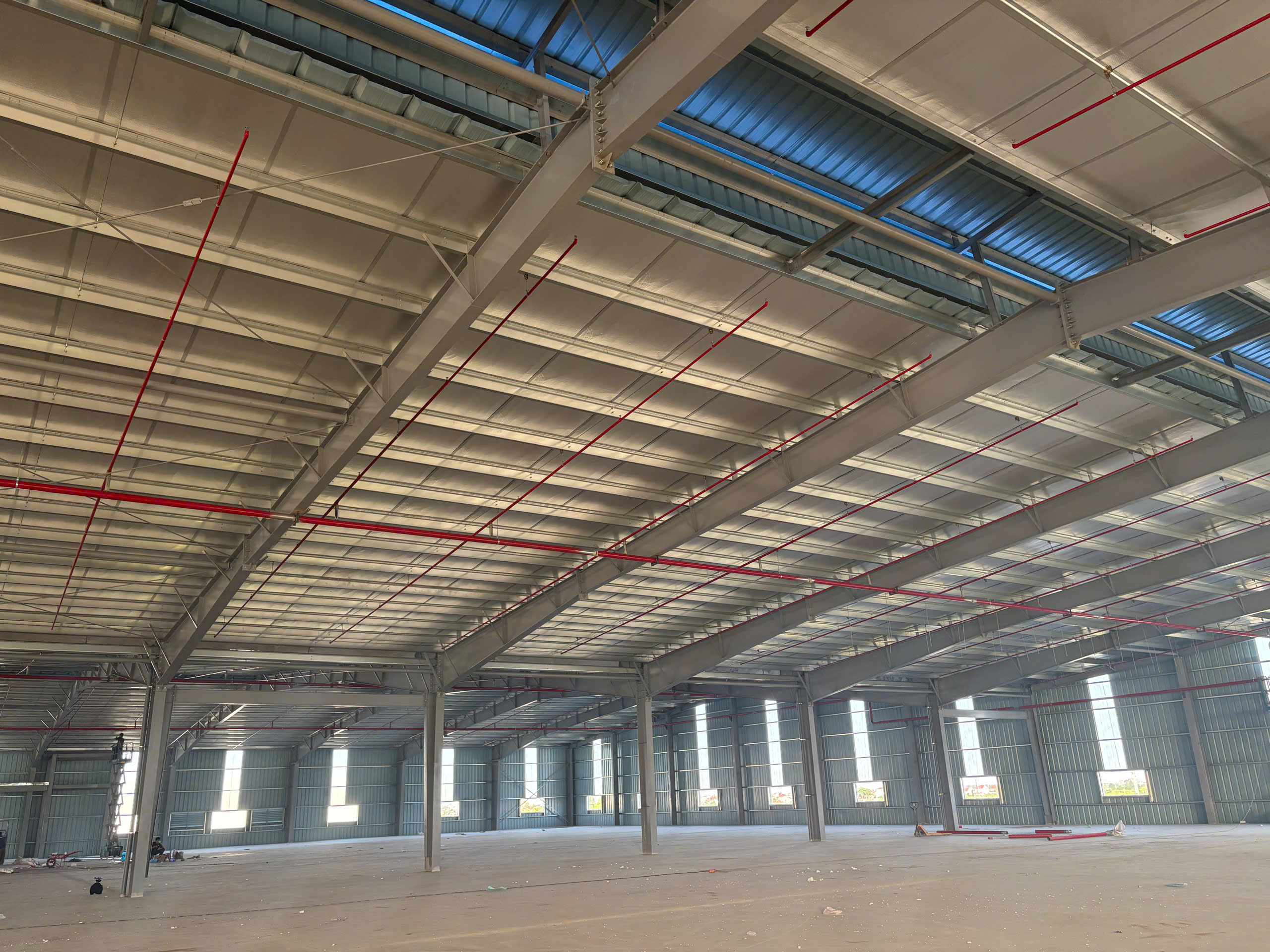 CHO THUÊ NHÀ XƯỞNG MỚI 7000m² Tại KCN ECOLAND. PCCC Tự Động – Pháp Lý FDI