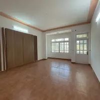 Cho Thuê Nhà Nguyên Căn Đường 2/9 Đà Nẵng 4 Tầng Có Thang Máy, dt 175m² giá tốt