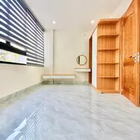 Nhà Đồng Xoài gần chợ Hoàng Hoa Thám, kết nối T3