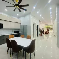 CHO THUÊ NHÀ 6 PHÒNG NGỦ CÓ THANG MÁY SẴN ĐỒ VÕ CƯỜNG