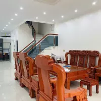CHO THUÊ NHÀ 6 PHÒNG NGỦ CÓ THANG MÁY SẴN ĐỒ VÕ CƯỜNG