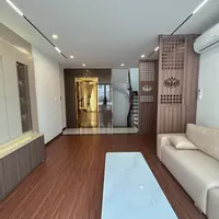 BÁN NHÀ VIỆT HƯNG 35M2- 7 TẦNG THANG MÁY- Ô TÔ TRÁNH ĐỖ- 13.x Tỷ