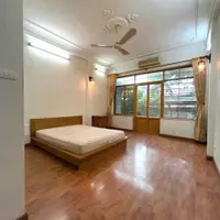Chính chủ cho thuê nhà riêng phố Nguyễn Khoái: 3 tầng, 1 tum