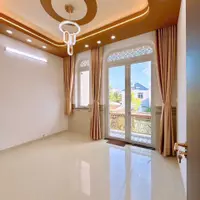 BÁN GẤP! Nhà 120m², 1 trệt 1 lầu, 3PN, sổ hồng riêng chỉ 2 tỷ ngay trung tâm Thủ Dầu Một