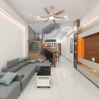 Chỉ 2 tỷ sở hữu ngay căn nhà 1 trệt 1 lầu, sổ hồng riêng ngay trung tâm Thủ Dầu Một