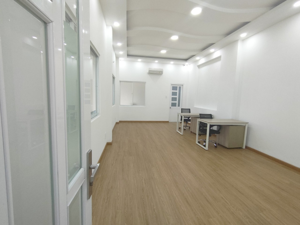 Tặng 1 tháng đầu khi thuê văn phòng 30m2 full nội thất- Mặt tiền Phạm Văn Chiêu, Gò Vấp