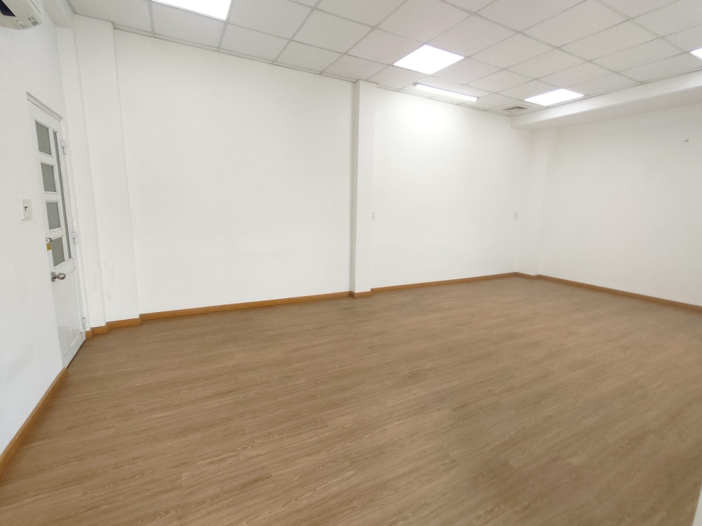 Tặng 1 tháng đầu khi thuê văn phòng 30m2 full nội thất- Mặt tiền Phạm Văn Chiêu, Gò Vấp