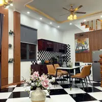 19. Nhà lầu full nội thất sát Vincom Hùng Vương