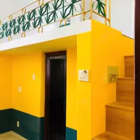 Cho thuê ks hẻm Paster - Nha Trang - cách biển 250m - Dt; 
84m hẻm ô tô 7 chỗ 20p - 
Lh :