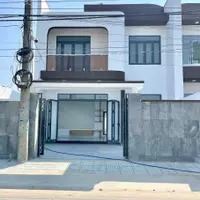CHẬM CHÂN LÀ HẾT! CĂN BIỆT THỰ  SÂN 2 OTO GIÁ SỐC HƠN 2TY MỘT XÍU!