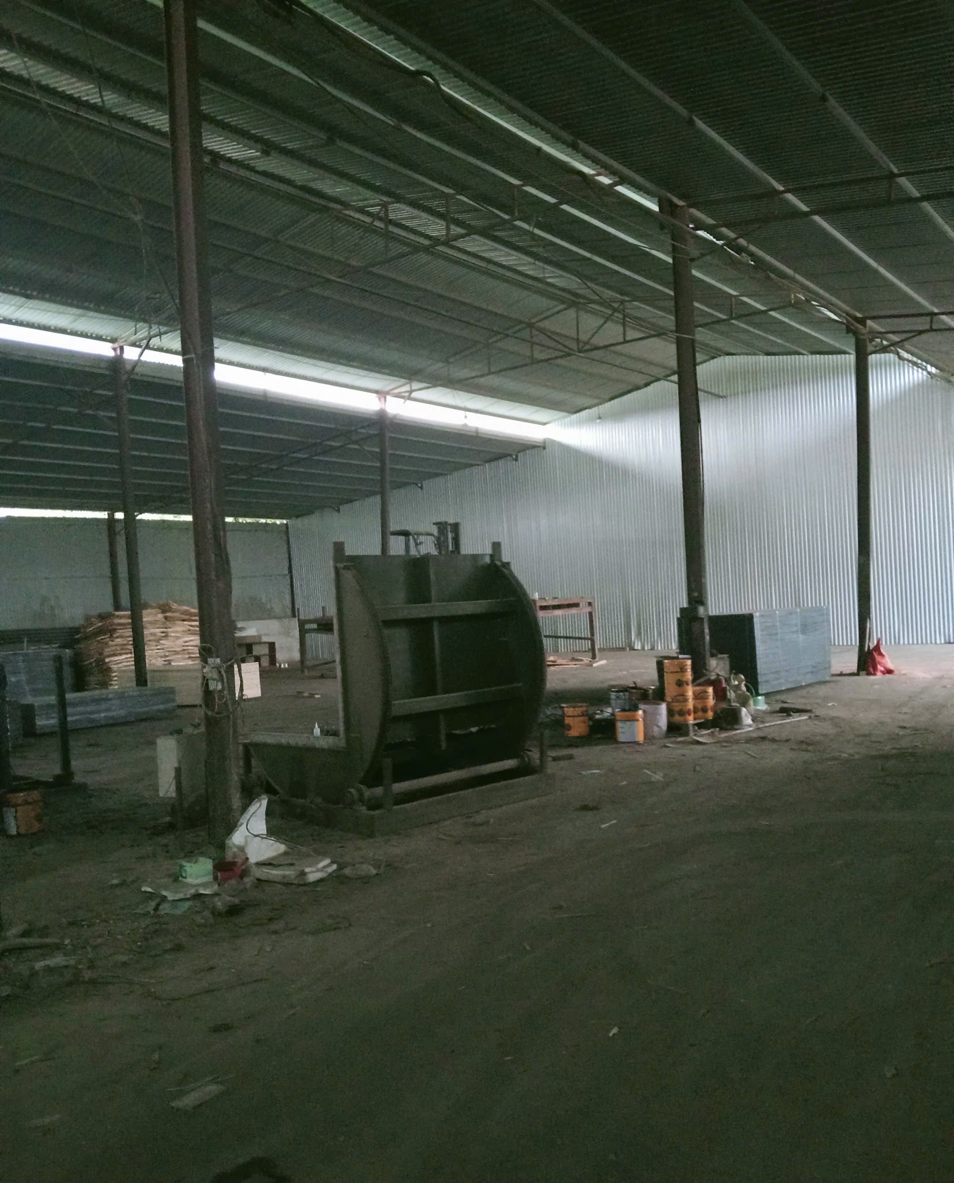 CHO THUÊ KHO XƯỞNG 1000M² TẠI XÃ QUANG MINH, HÀ NỘI – XE CONTAINER ĐỖ CỬA