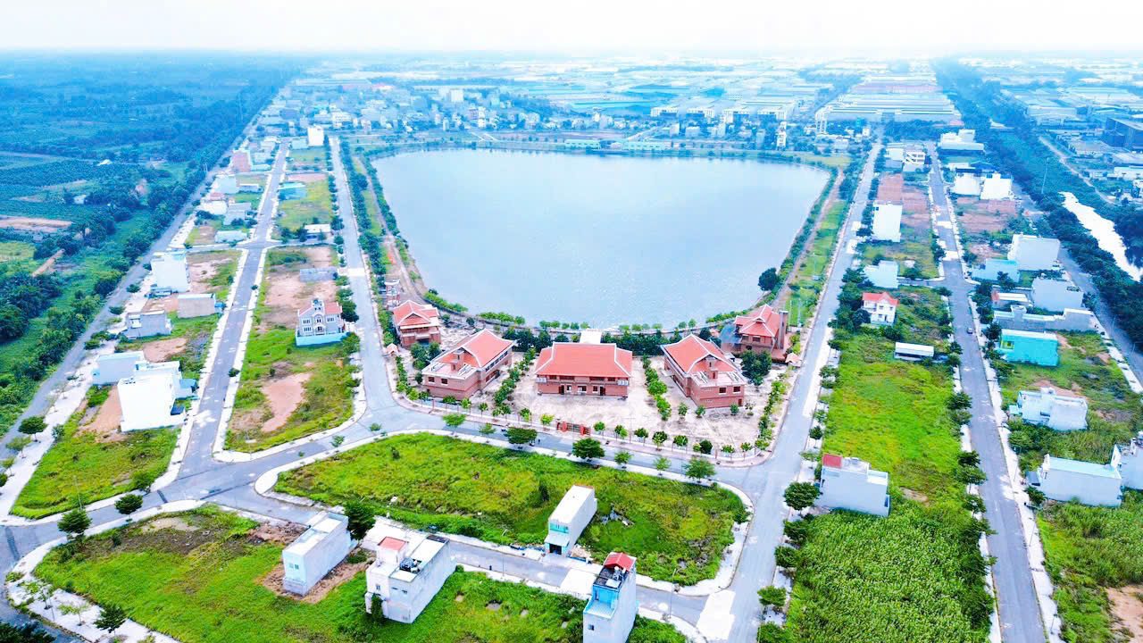 CẦN TIỀN BÁN GẤP! LÔ ĐẤT ĐẮC ĐỊA KDC TÂN ĐÔ – SỔ SẴN CÔNG CHỨNG NGAY