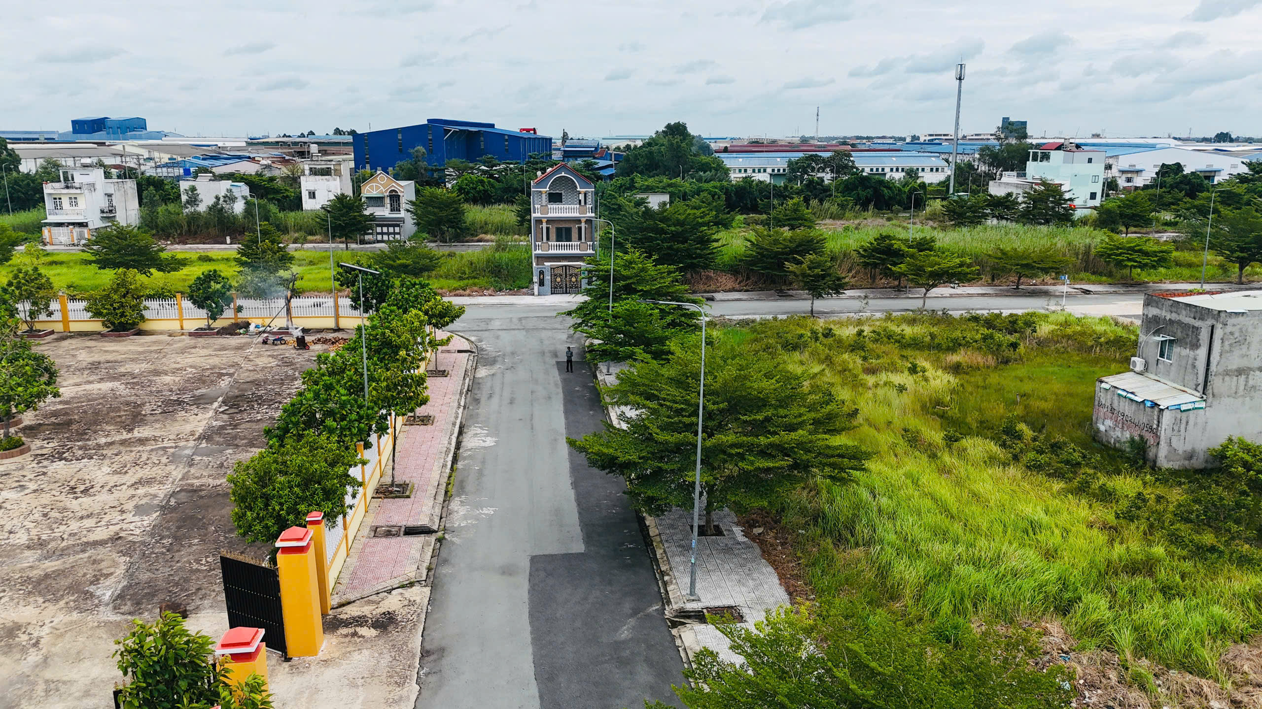 CẦN TIỀN BÁN GẤP! LÔ ĐẤT ĐẮC ĐỊA KDC TÂN ĐÔ – SỔ SẴN CÔNG CHỨNG NGAY