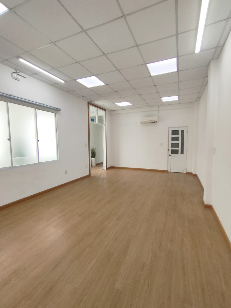 Cho thuê văn phòng 30m2- miễn phí tháng đầu khi thuê trong tháng 9