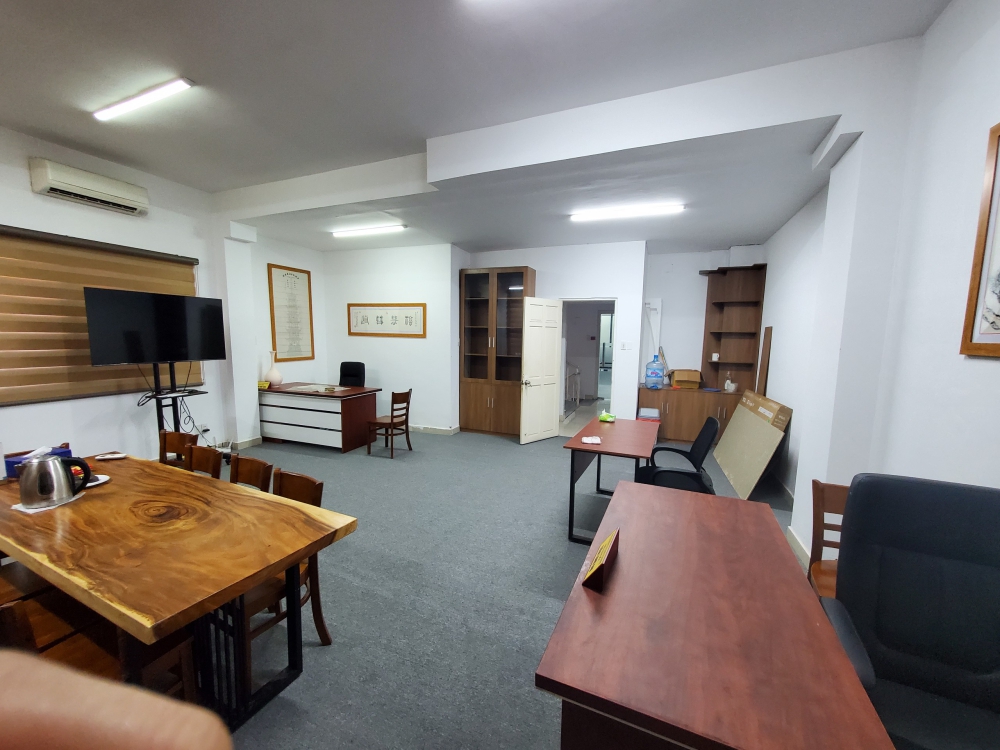 Văn phòng cho thuê sàn 40m2 đường Đinh Công Tráng, Quận 1