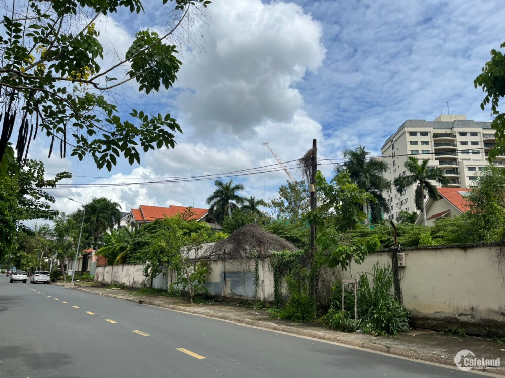 Cho thuê mặt bằng mt Giang Văn Minh, An Phú. Dt 6350.9m2, giá 192.000đ/m2/tháng.