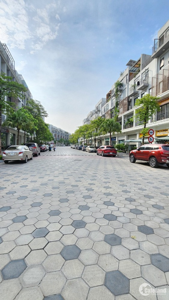 Mời thuê mặt bằng kinh doanh, sàn văn phòng tại KĐT The Manor Central Park