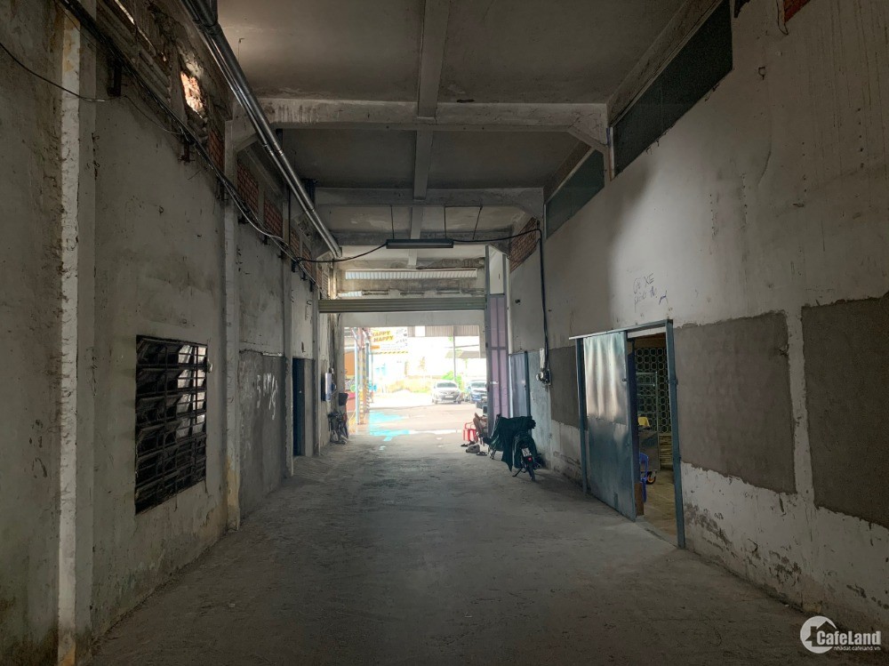 Cho thuê mặt bằng DT 2500m2 mặt tiền đường Hậu Giang, thuận tiện kinh doanh