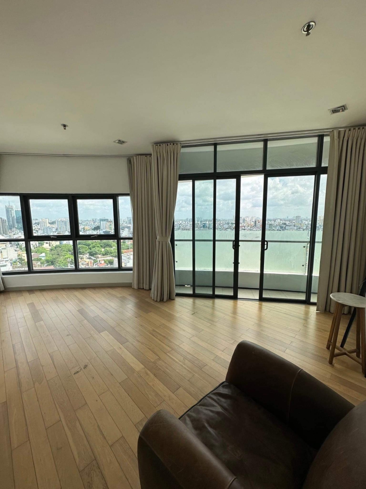 Chính Chủ Đi Định Cư, Bán Căn Hộ City Garden Tháp B Tầng 16 Loại 3 Phòng Ngủ 140m, Giá 10 Tỷ, Gọi 0944552855 Xem Nhà.