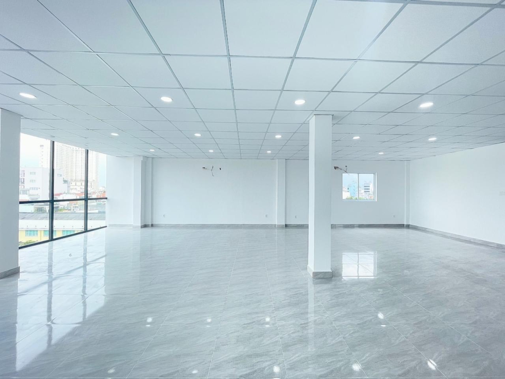 Cho thuê văn phòng view kính sàn 145m2 đường Hai Bà Trưng, Quận 1