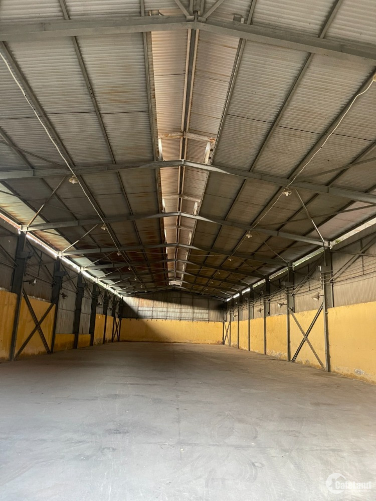 Cho thuê kho xưởng 750m2 Cụm CN An Khánh mặt đường km9 Đại Lộ Thăng Long