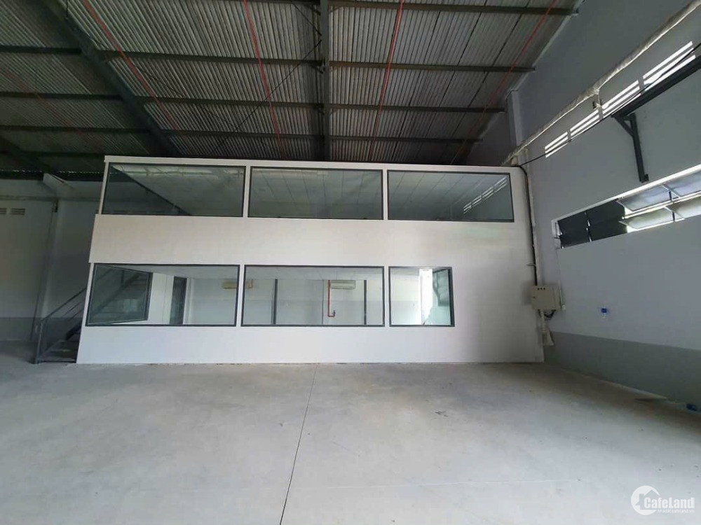 BDS HVL Cho thuê kho xưởng 3.300m² sát vách KCN Tân Bình.