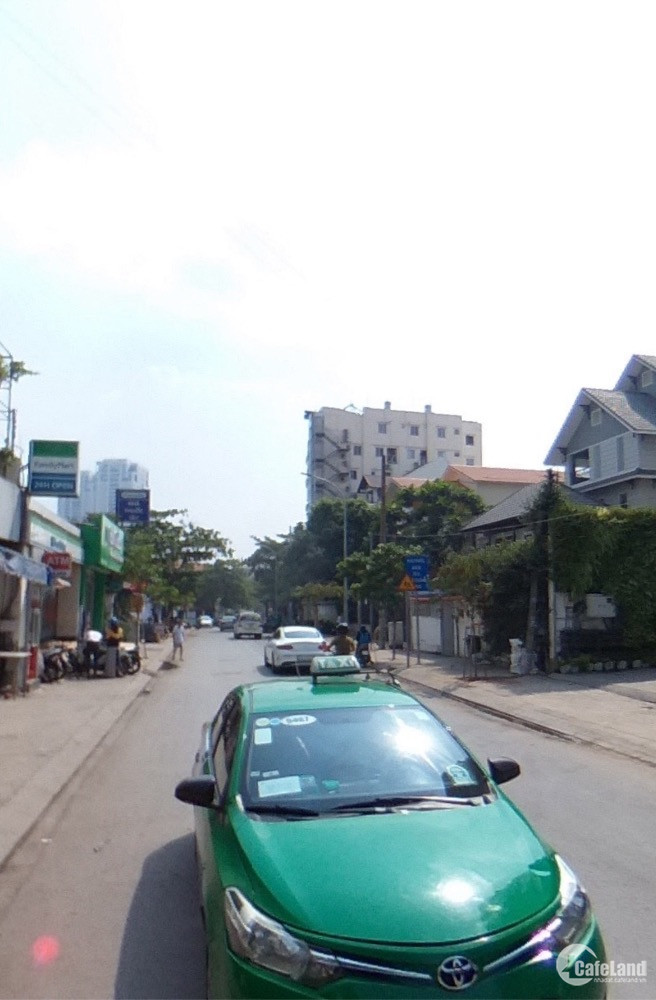 Cho thuê nguyên toà mặt tiền Quốc Hương- Thảo Điền