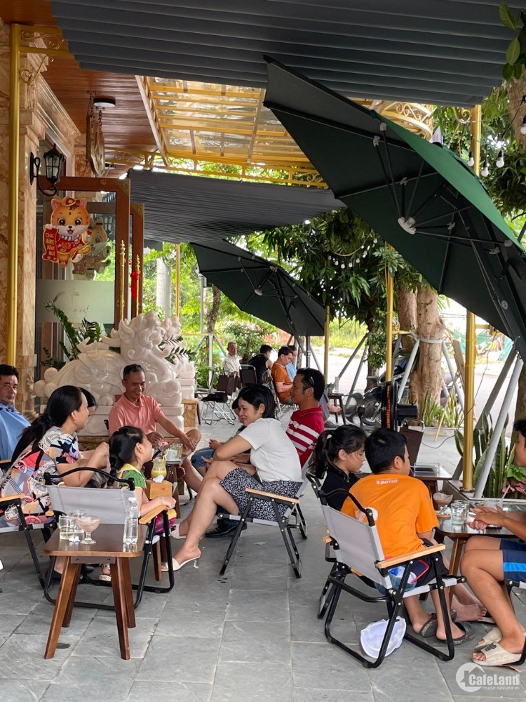 Cho thuê Mặt Bằng Kinh Doanh CaFe Ngay Ngã 4 - sàn 90m2- có vĩa hè rộng.15tr/1th
