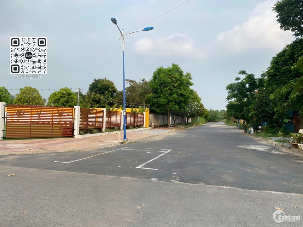 Hiếm! Bán nền 1.364m2 góc 3 mặt tiền view sông - ngay Resort Cồn Khương