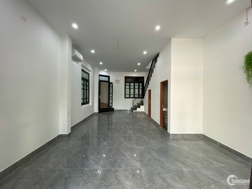 NHÀ ĐẸP _ DT 140M2 _   PHẠM VĂN ĐỒNG _ SƠN TRÀ _ GIÁ 35 TRIỆU.
