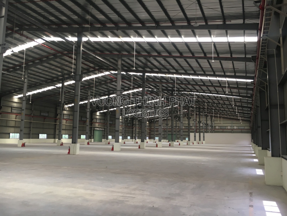 Cho thuê kho xưởng 11.268m2 góc 2MT CN3-CN4 lớn nhất KCN Tân Bình, giá rẻ nhất Khu Công Nghiệp