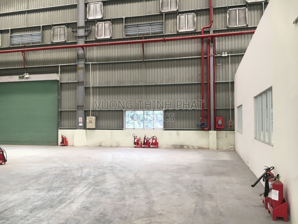 Cho thuê kho xưởng 11.268m2 góc 2MT CN3-CN4 lớn nhất KCN Tân Bình, giá rẻ nhất Khu Công Nghiệp