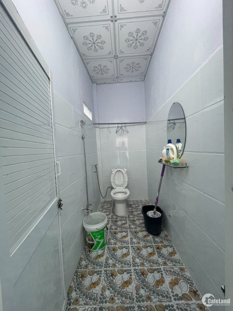 Nhà Trệt, DTSD Hơn 100m2, Lộ Nhựa, Cặp Sông Cái Răng Bé, TPCT