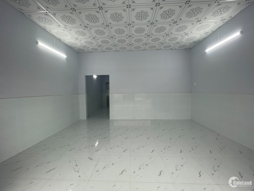 Nhà Trệt, DTSD Hơn 100m2, Lộ Nhựa, Cặp Sông Cái Răng Bé, TPCT
