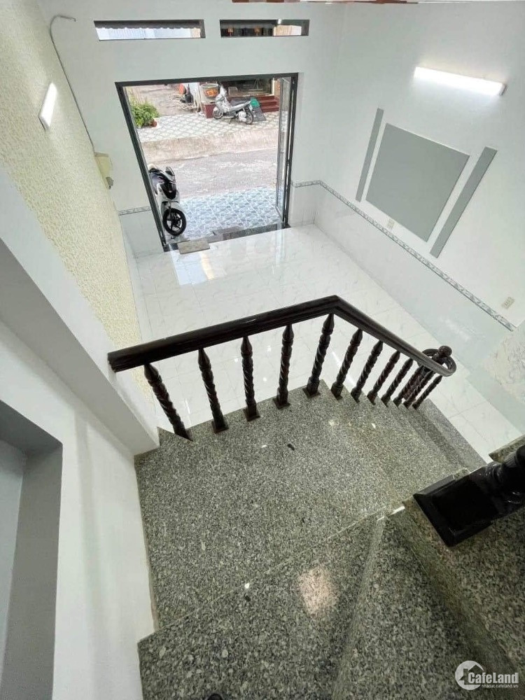 Nhà lầu kế bên chợ An Khánh và trường ĐH Y Dược Cần Thơ