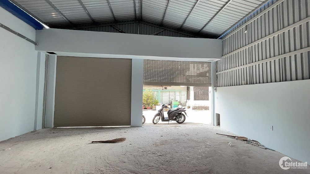 BÁN GẤP XƯỞNG 3 MẶT TIỀN 260M2 TẶNG GPXD TÒA NHÀ CAO TẦNG, CHDV CAO CẤP