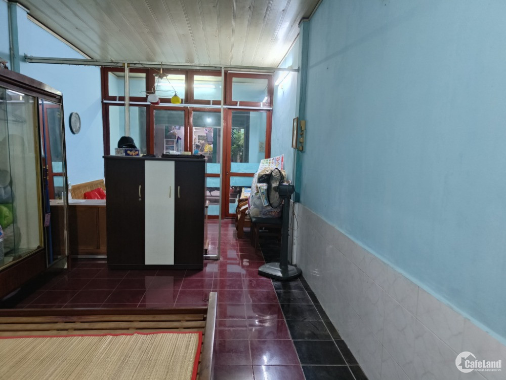 Nhà mặt tiền, hẻm rộng 4.5m. Diện tích sd 90m2 - Đ Vũ Tùng, P2, Q Bình Thạnh.