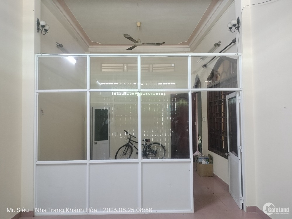 Cho thuê ki ốt đường Lê Hồng Phong - vị trí đẹp, vỉa hè rộng - 40m2, 4.5m