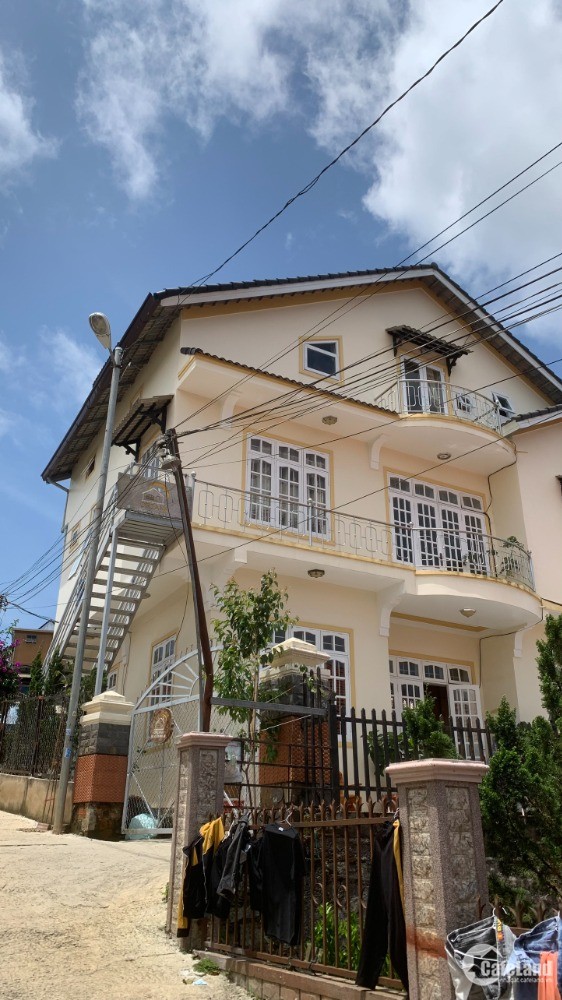 Cần cho thuê đất 1600m2 đất trung tâm Phường 9, TP Đà Lạt làm homestay