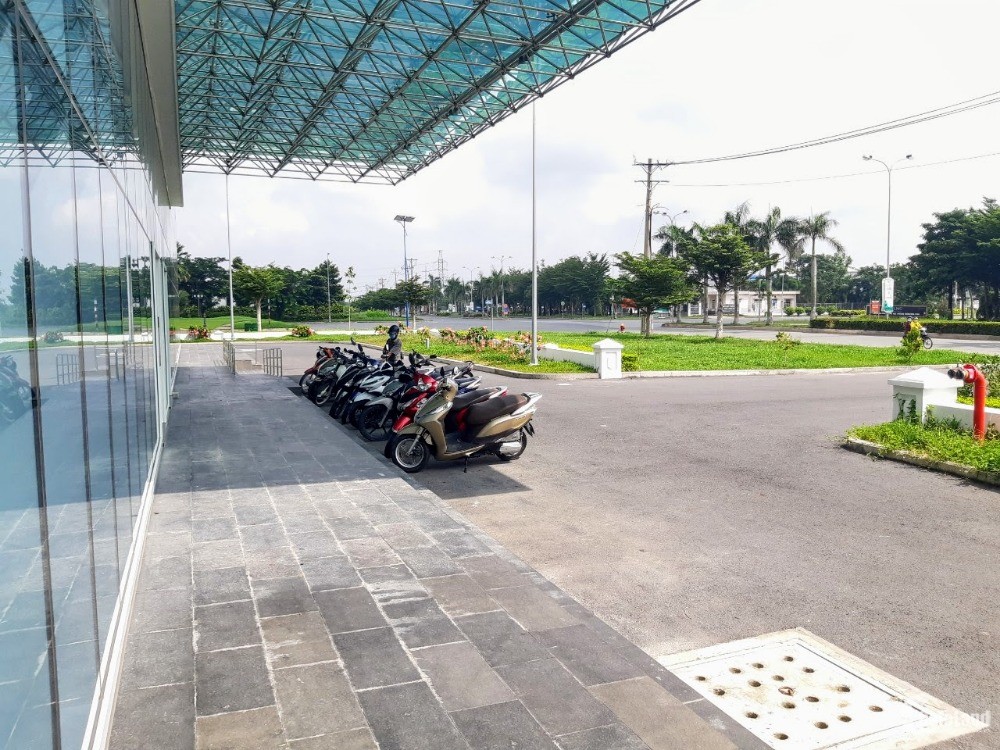 MẶT BẰNG SIÊU THỊ, CỬA HÀNG TIỆN LỢI PHỤC VỤ CÔNG NHÂN TRONG KCN LONG HẬU