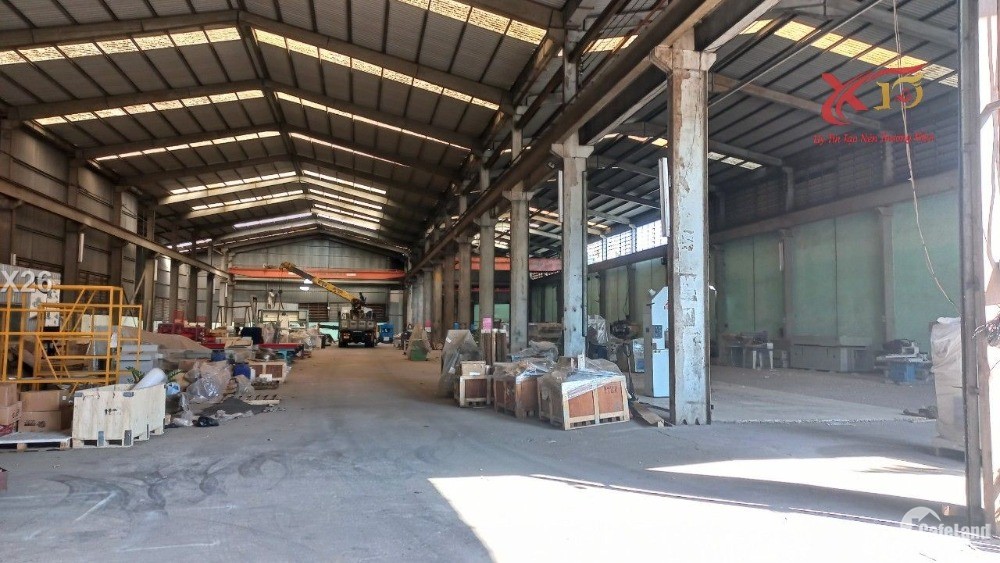 Cho thuê xưởng mặt tiền quốc lộ 1A 4.000 m2 chỉ 350 triệu