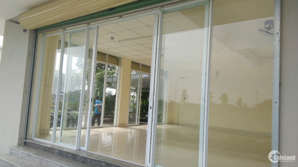 Cho thuê văn phòng  có hai mặt tiền