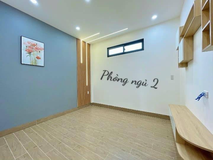 BÁN NHÀ TRỤC CHÍNH HẺM 388 NGUYỄN VĂN CỪ THUẬN TIỆN KINH DOANH